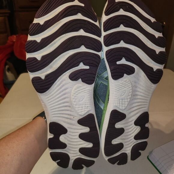 Asics Women's Gel Nimbus 24 Running Walking Shoes Size 11.5 - Picture 10 of 13